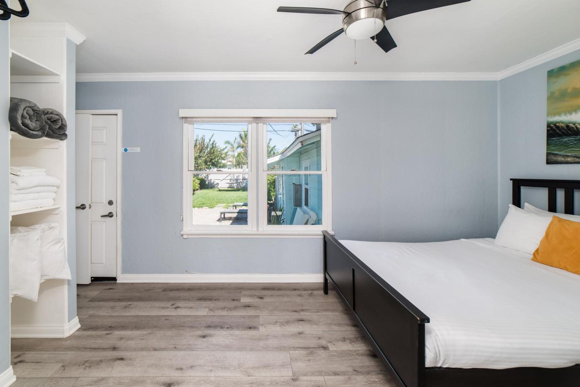 Pacific Bungalow In Oceanside With Backyard & Tiny House Экстерьер фото