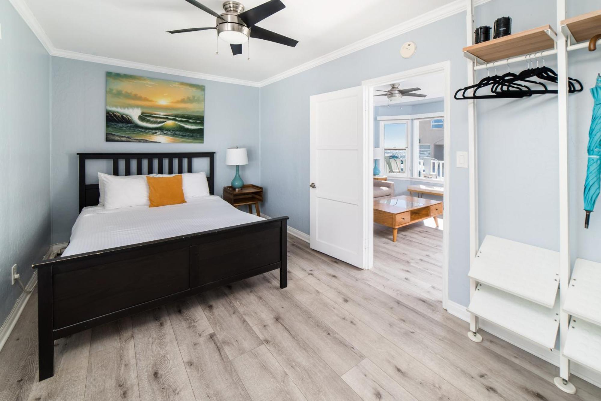 Pacific Bungalow In Oceanside With Backyard & Tiny House Экстерьер фото