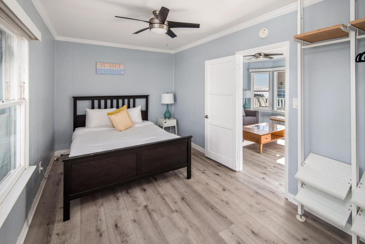 Pacific Bungalow In Oceanside With Backyard & Tiny House Экстерьер фото